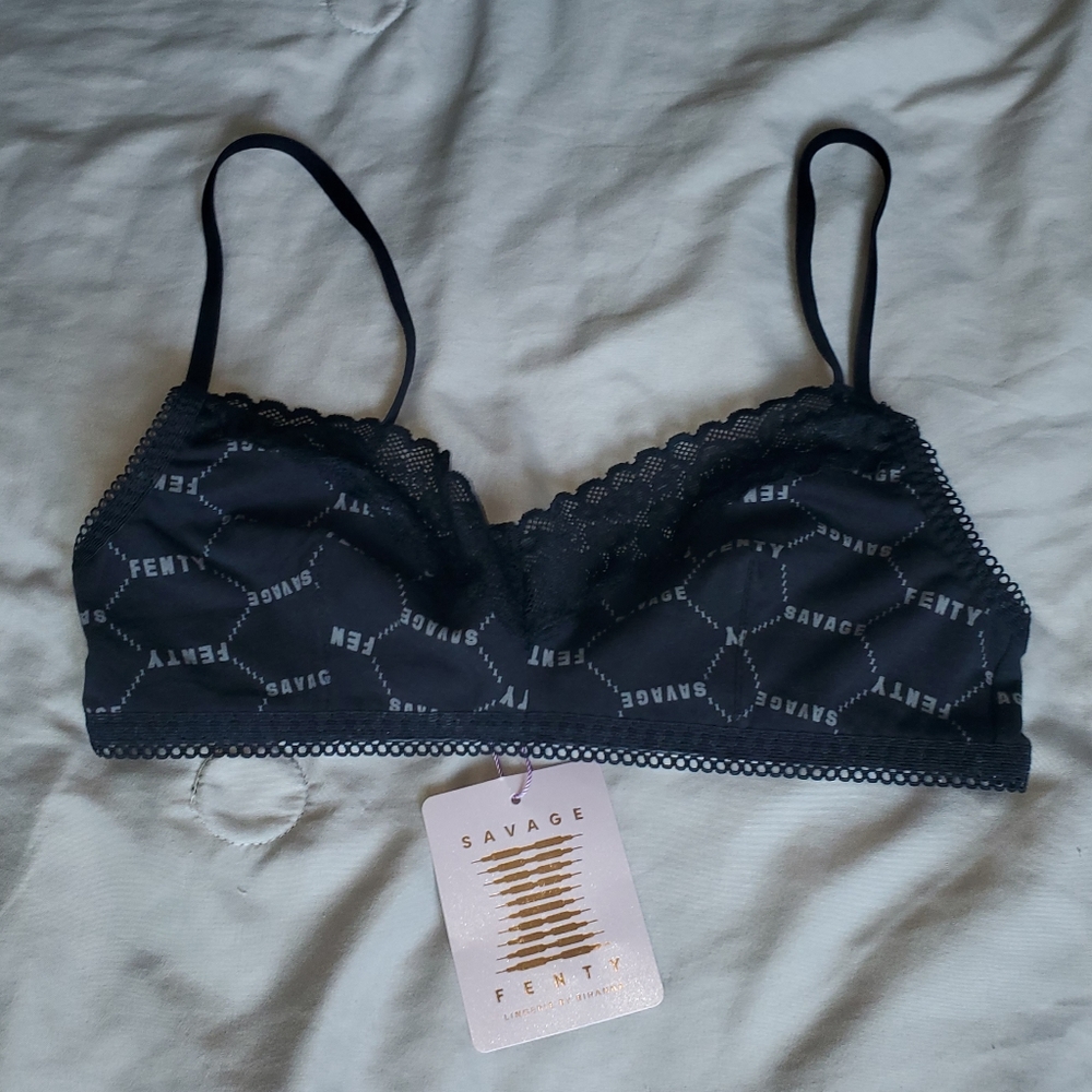 Savage X Fenty flocked logo unlined bra